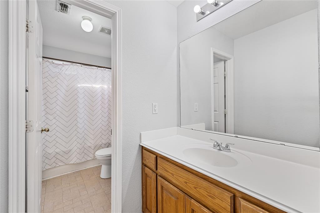 809 Slaughter Lane Euless, TX 76040 - Photo 24 of 29