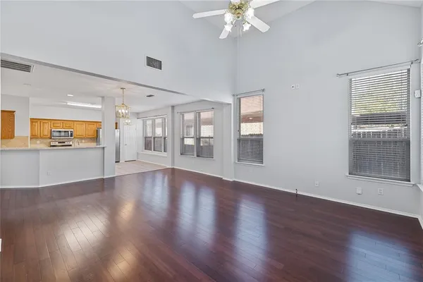 $2,500 | 809 Slaughter Lane, Euless, TX 76040