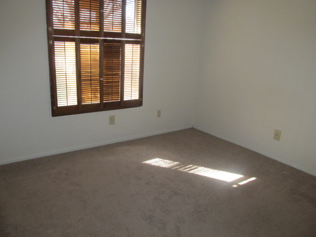 1404 West Colt Road Chandler, AZ 85224 - Photo 5 of 8 Bedroom