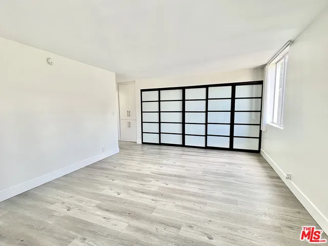 $4,350 | 468 South Roxbury Drive, Unit 303, Beverly Hills, CA 90212