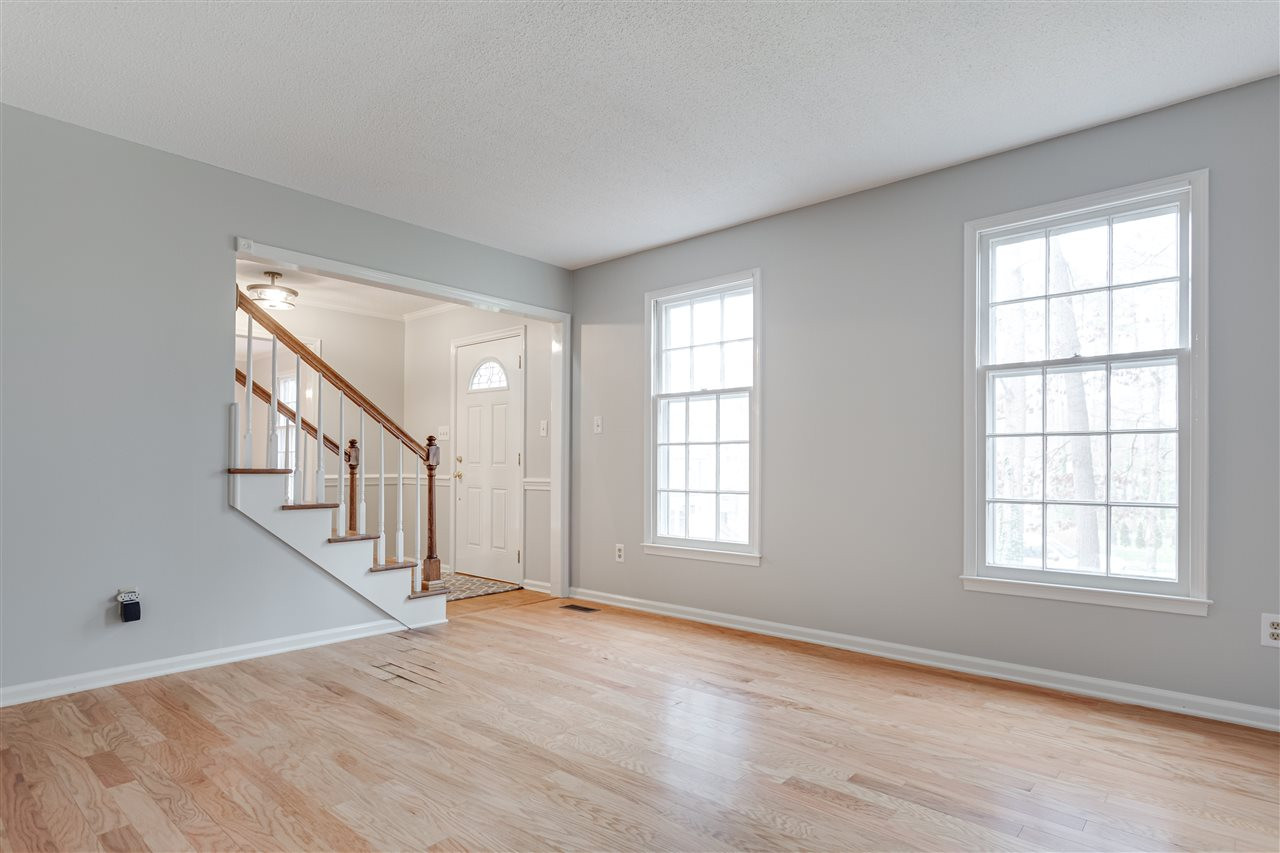 4509 Old Colony Road Raleigh, NC 27613 - Photo 11 of 29 Living Room
