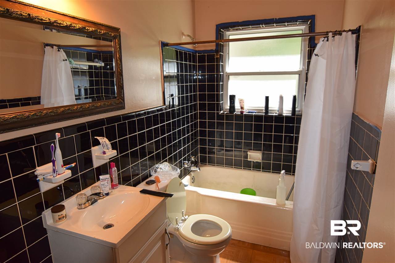 2515 Rowell Street Mobile, AL 36606 - Photo 9 of 14