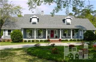 657 Sawgrass Road Hampstead, NC 28443 - Photo 1 of 9 Primary Photo