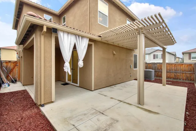 $589,000 | 4554 Gray Lodge Loop, Rocklin, CA 95677