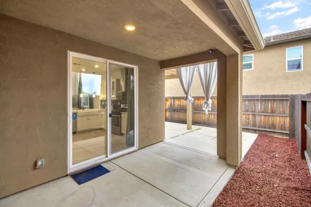 $589,000 | 4554 Gray Lodge Loop, Rocklin, CA 95677