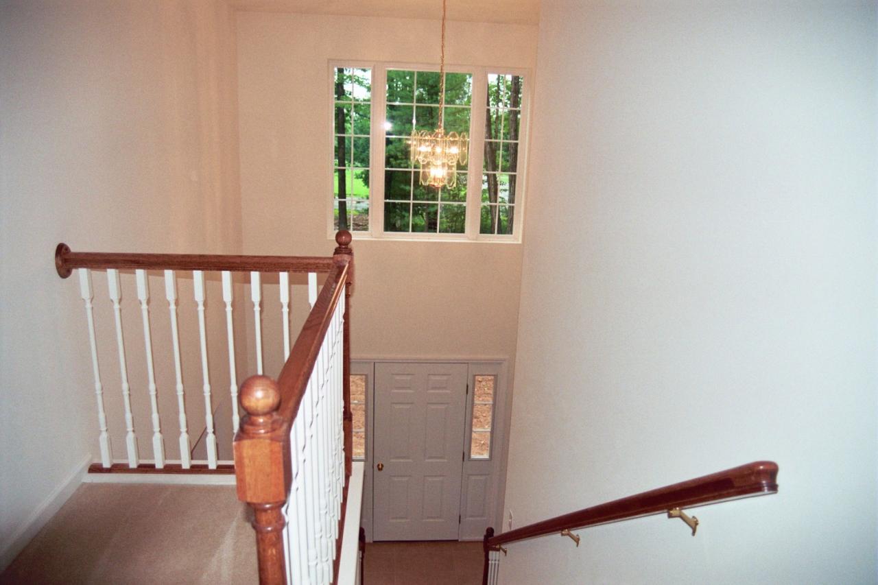 1 Scheller Hill Kunkletown, PA 18058 - Photo 8 of 22 2-Story Foyer