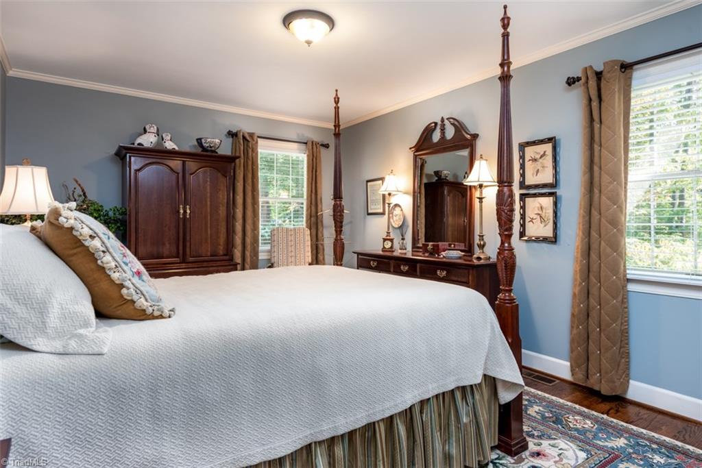1028 Sweetbriar Road High Point, NC 27262 - Photo 11 of 24 Gallery Image 11