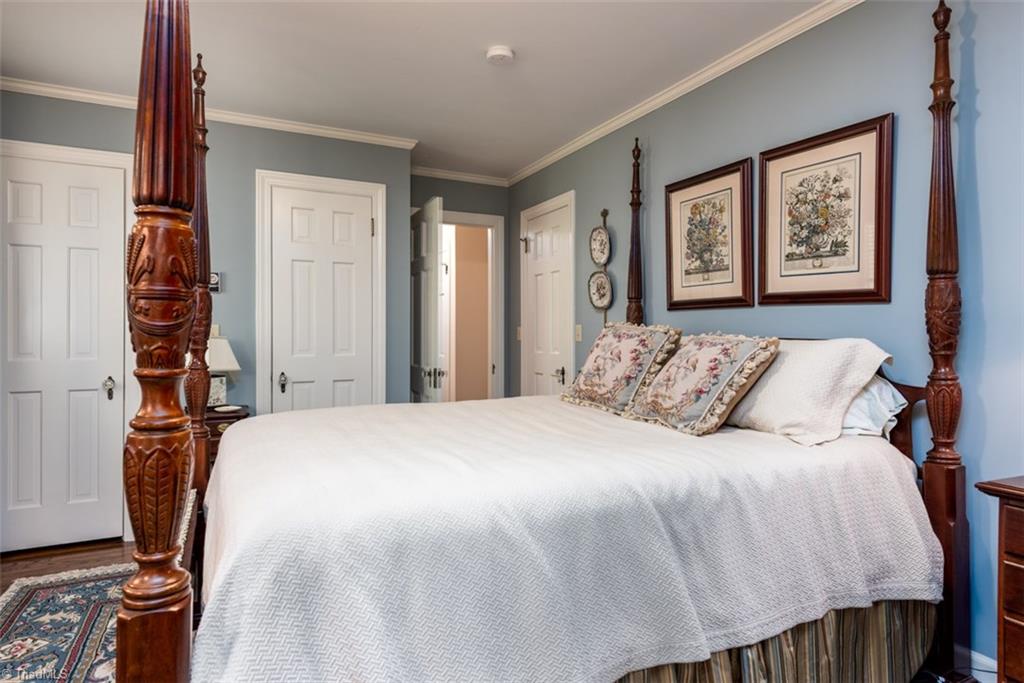 1028 Sweetbriar Road High Point, NC 27262 - Photo 12 of 24 Gallery Image 12
