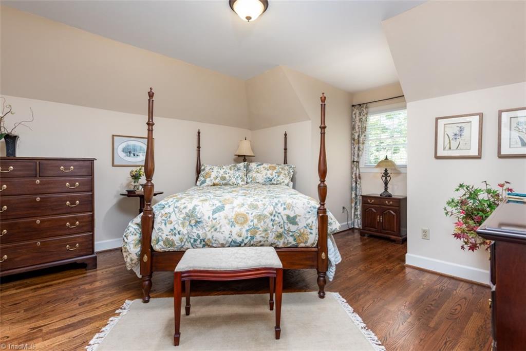1028 Sweetbriar Road High Point, NC 27262 - Photo 15 of 24 Gallery Image 15