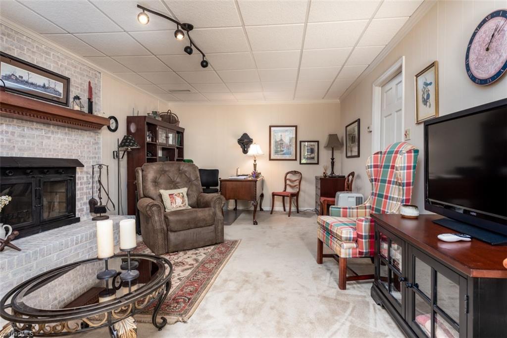 1028 Sweetbriar Road High Point, NC 27262 - Photo 20 of 24 Gallery Image 20