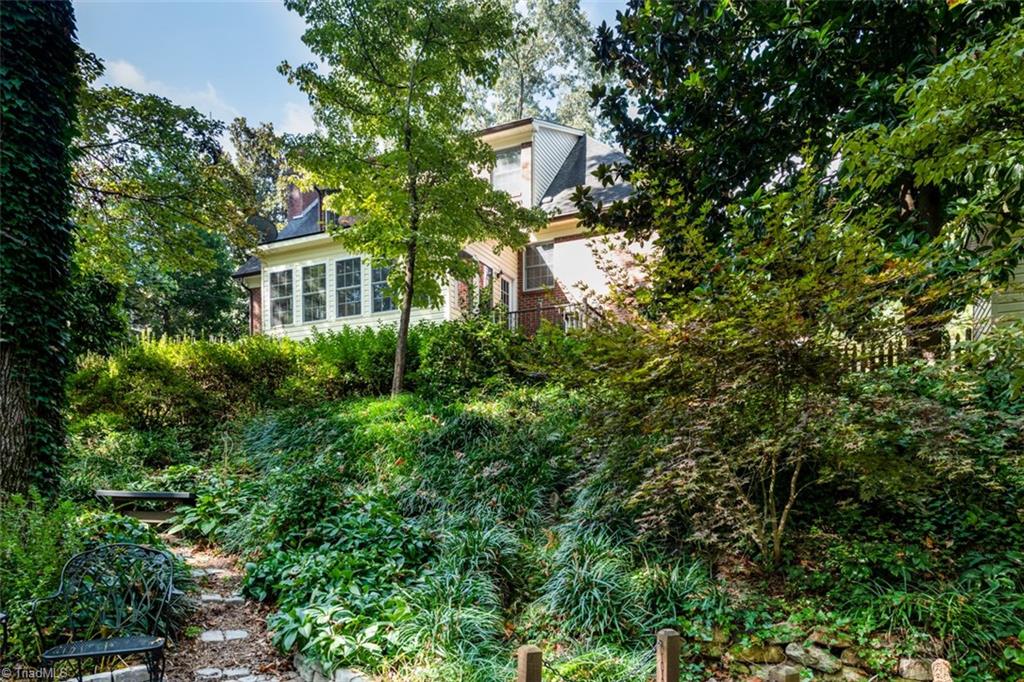1028 Sweetbriar Road High Point, NC 27262 - Photo 24 of 24 Gallery Image 24