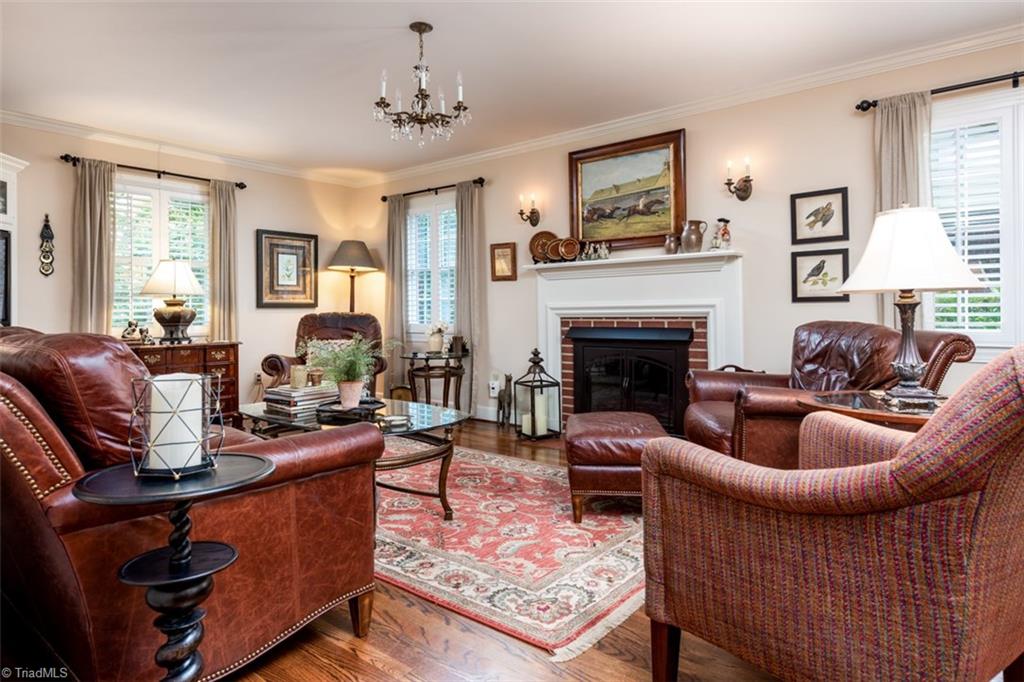 1028 Sweetbriar Road High Point, NC 27262 - Photo 5 of 24 Gallery Image 5