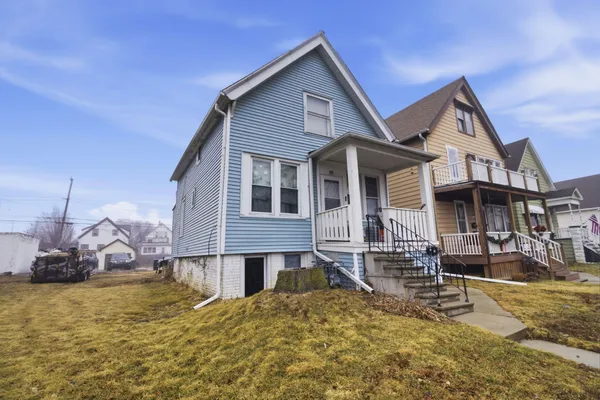 $239,900 | 3630 East Barnard Avenue, Cudahy, WI 53110