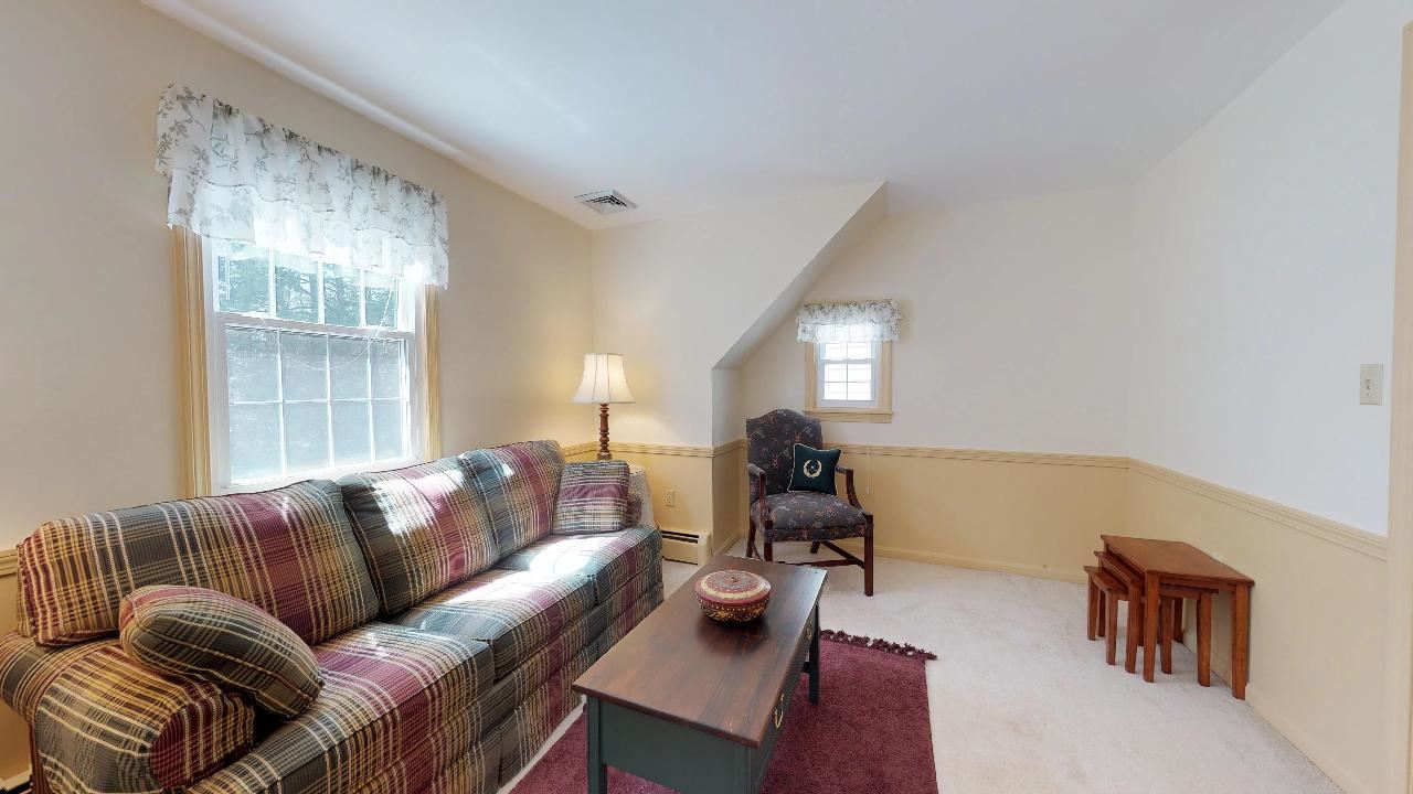 49 Governor Wentworth Road Amherst, NH 03031 - Photo 26 of 40