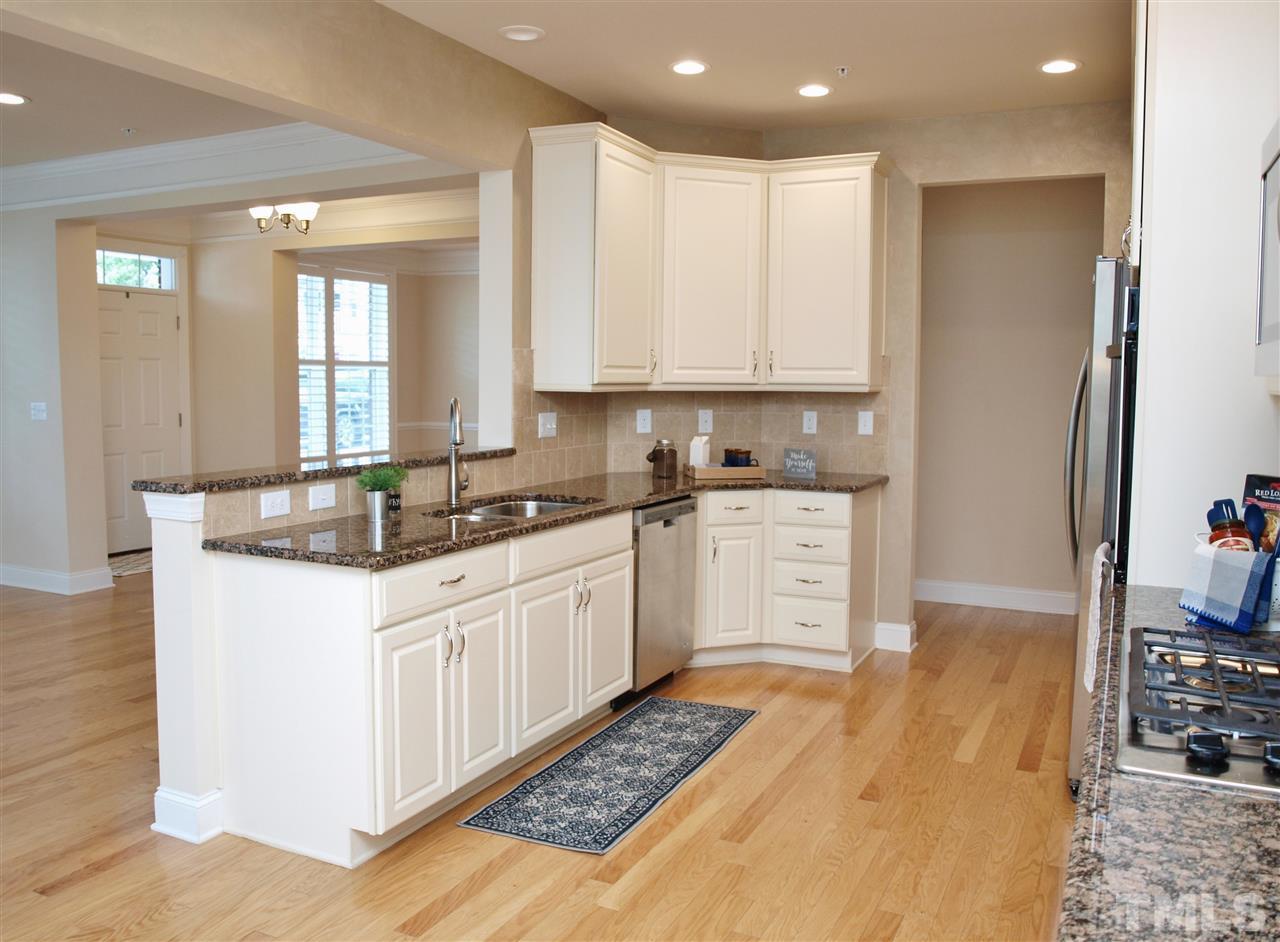 10520 Sablewood Drive, Unit 110 Raleigh, NC 27617 - Photo 8 of 22