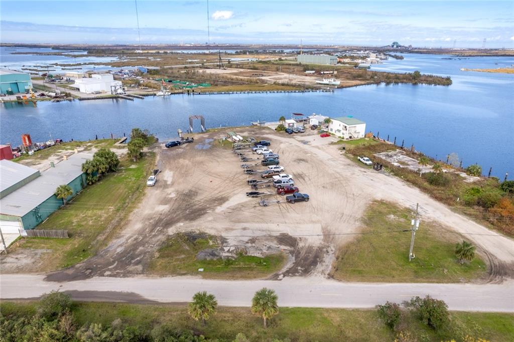 316 Marina Road Chalmette, LA 70043 - Photo 1 of 18