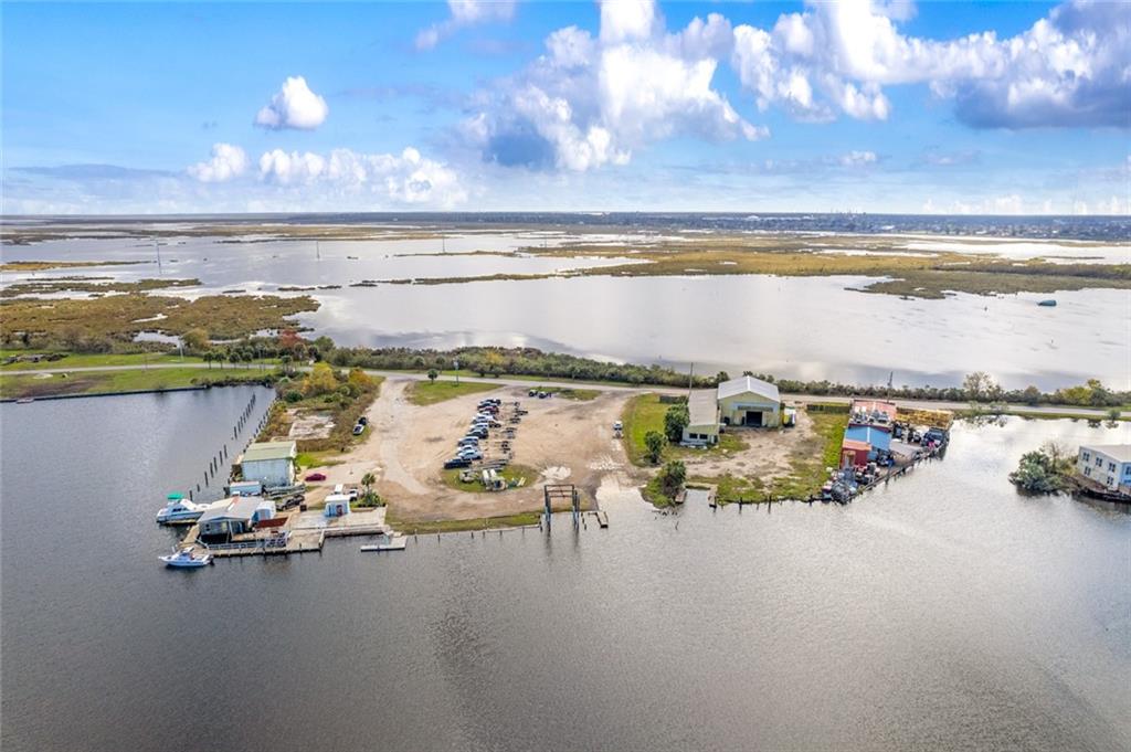 316 Marina Road Chalmette, LA 70043 - Photo 14 of 18