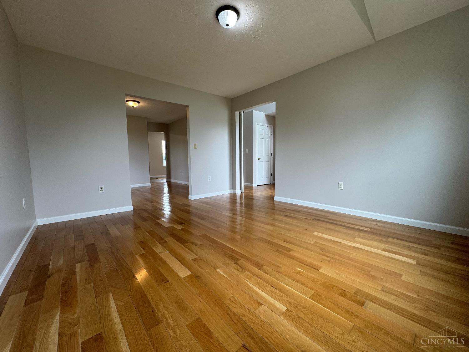 450 Pansy Road Blanchester, OH 45107 - Photo 5 of 47 Gallery Image 5