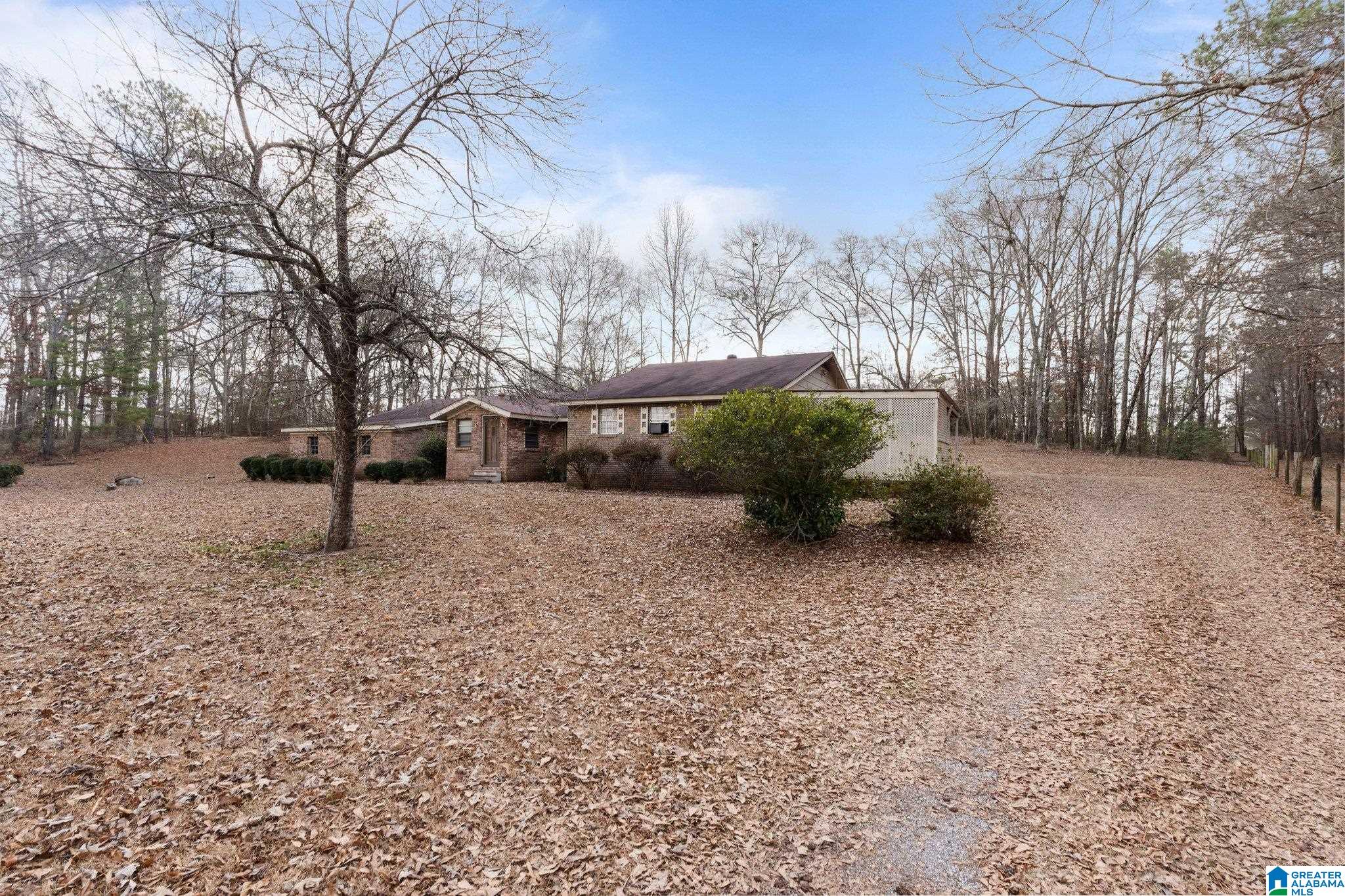 3926 County Road 37 Clanton, AL 35045 - Photo 2 of 42