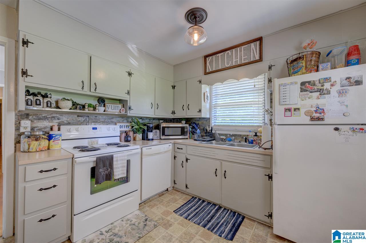 710 Roper Drive Mount Olive, AL 35117 - Photo 8 of 19