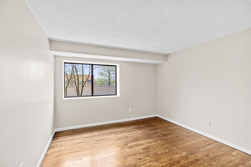 41 Centre Street, Unit 208 Brookline, MA 02446 - Photo 13 of 34