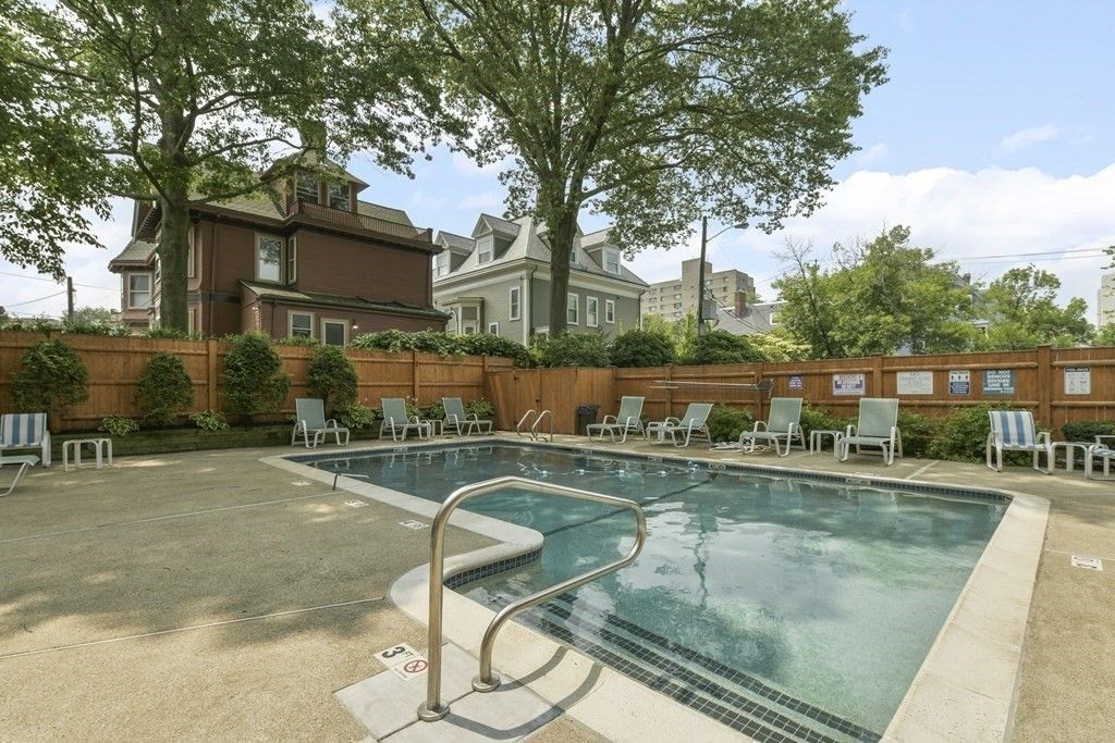 41 Centre Street, Unit 208 Brookline, MA 02446 - Photo 25 of 34