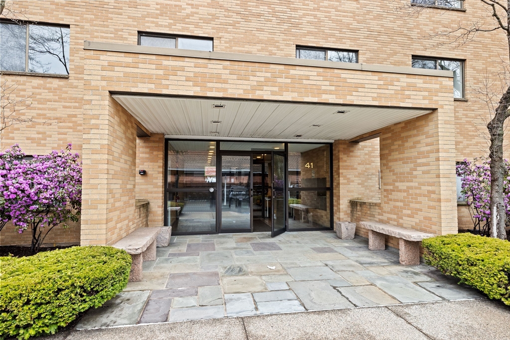 41 Centre Street, Unit 208 Brookline, MA 02446 - Photo 28 of 34