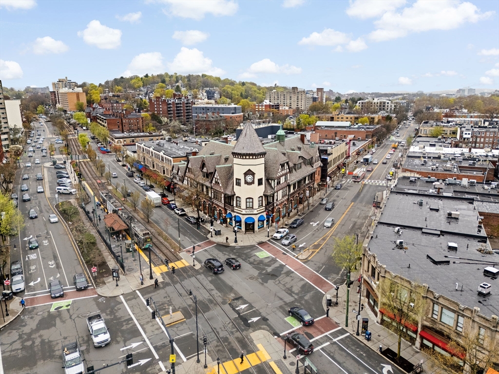 41 Centre Street, Unit 208 Brookline, MA 02446 - Photo 33 of 34