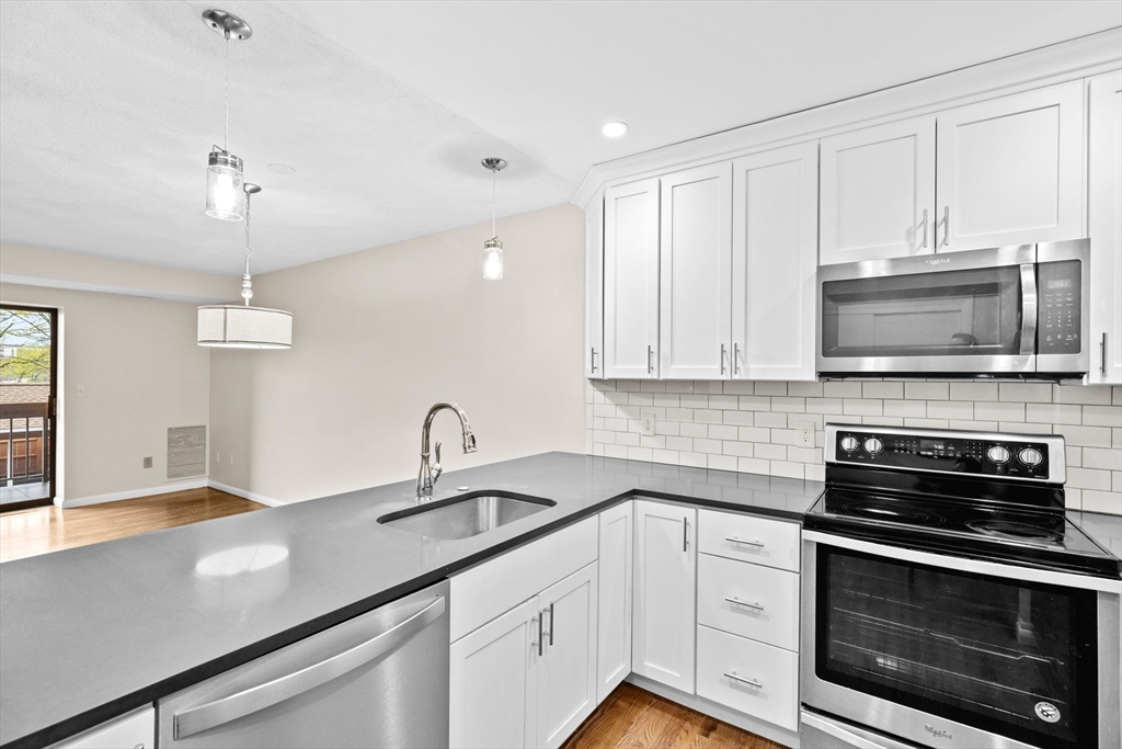 41 Centre Street, Unit 208 Brookline, MA 02446 - Photo 6 of 34