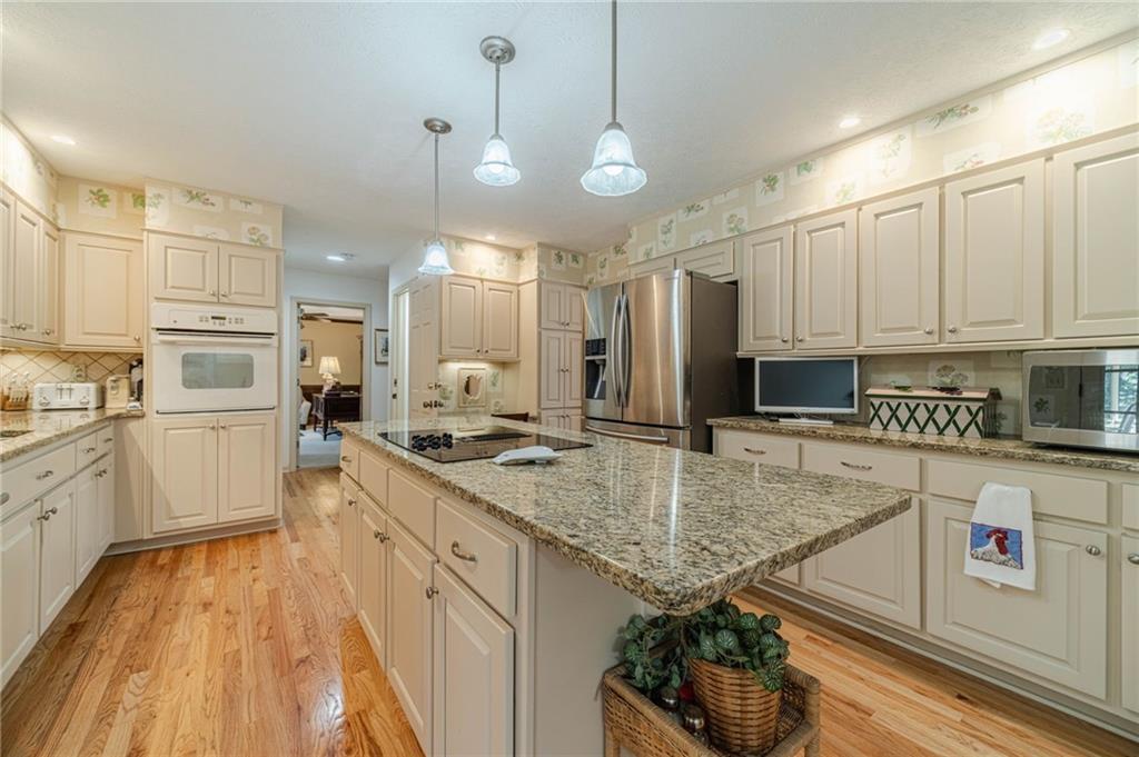 891 Cedar Trace Southwest Lilburn, GA 30047 - Photo 13 of 75