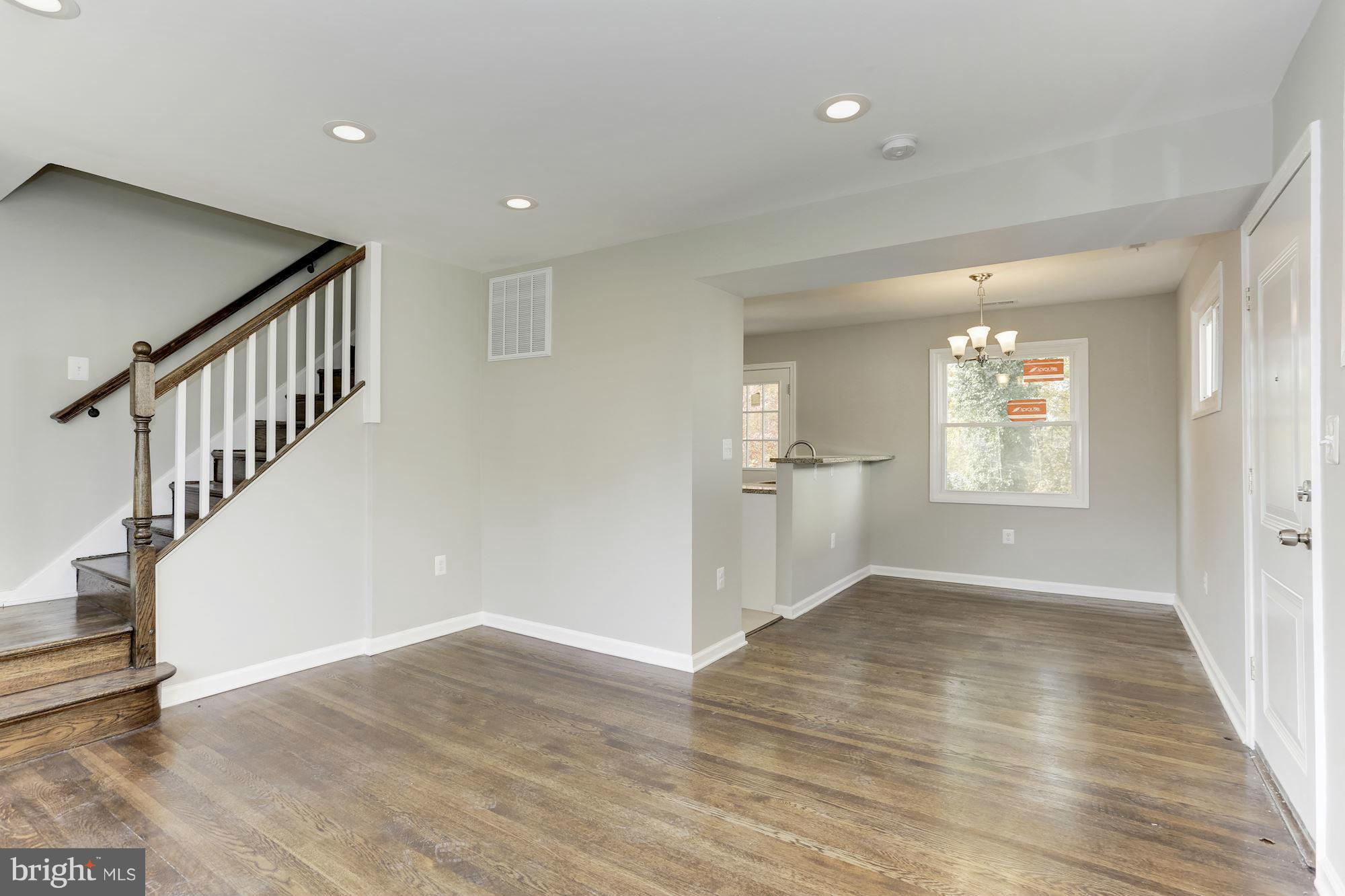 12114 Centerhill Street Silver Spring, MD 20902 - Photo 2 of 25 Family Room