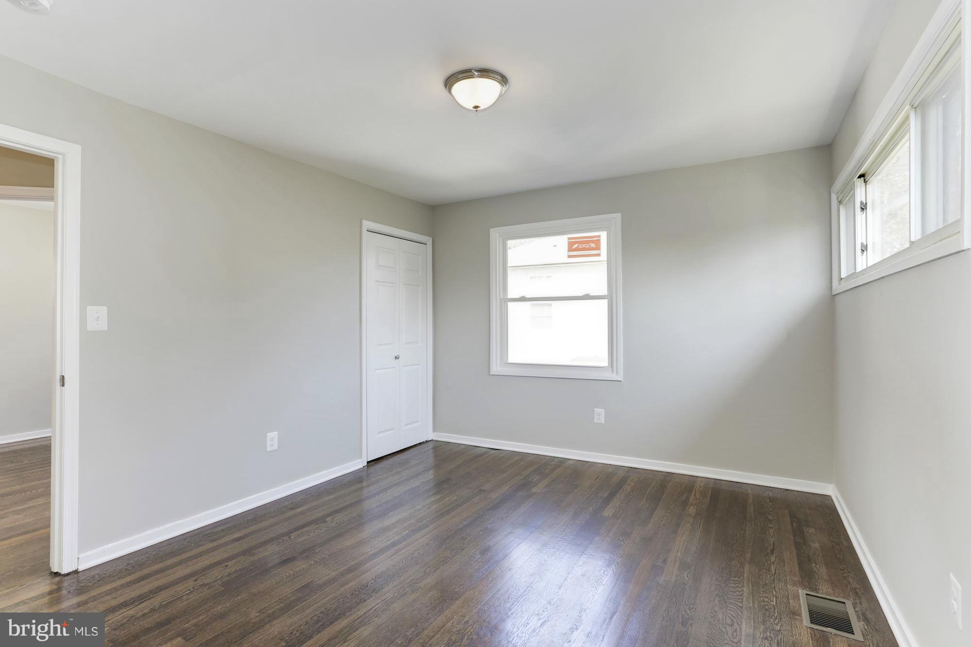 12114 Centerhill Street Silver Spring, MD 20902 - Photo 14 of 25 Interior (General)