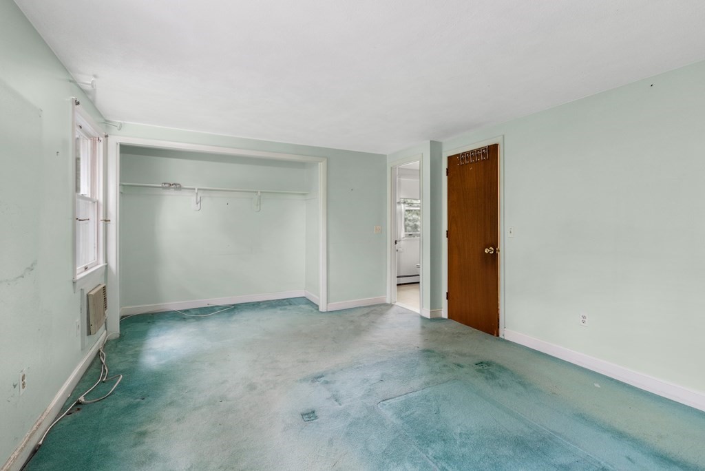 98 Thornberry Road Winchester, MA 01890 - Photo 11 of 20 Gallery Image 11