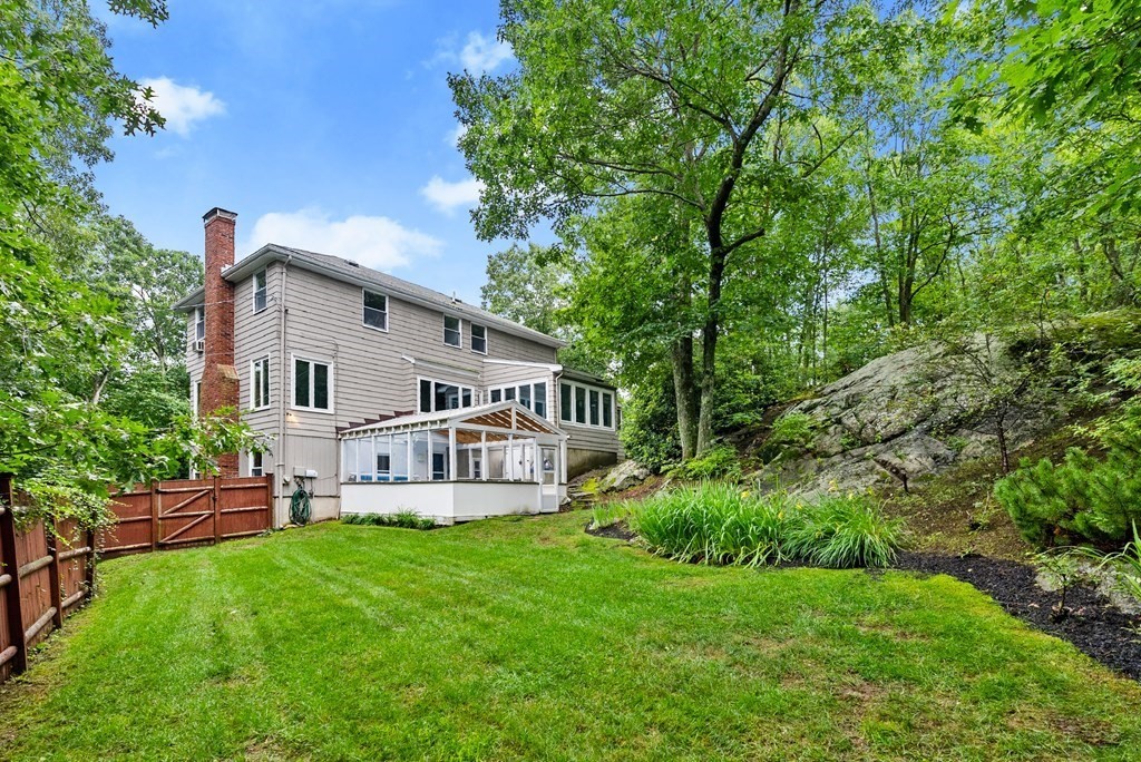 98 Thornberry Road Winchester, MA 01890 - Photo 19 of 20 Gallery Image 19