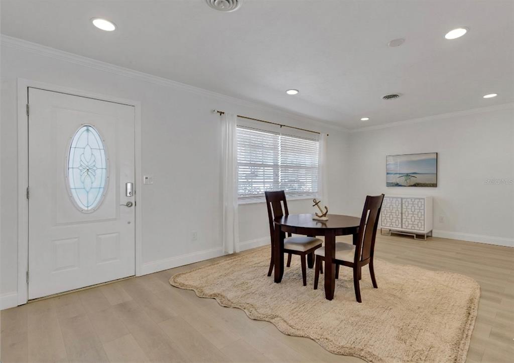3856 Tarpon Road Venice, FL 34293 - Photo 7 of 53 Gallery Image 7