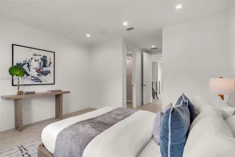 $2,580,000 | 2225 Southwest 18th Avenue, Miami, FL 33145