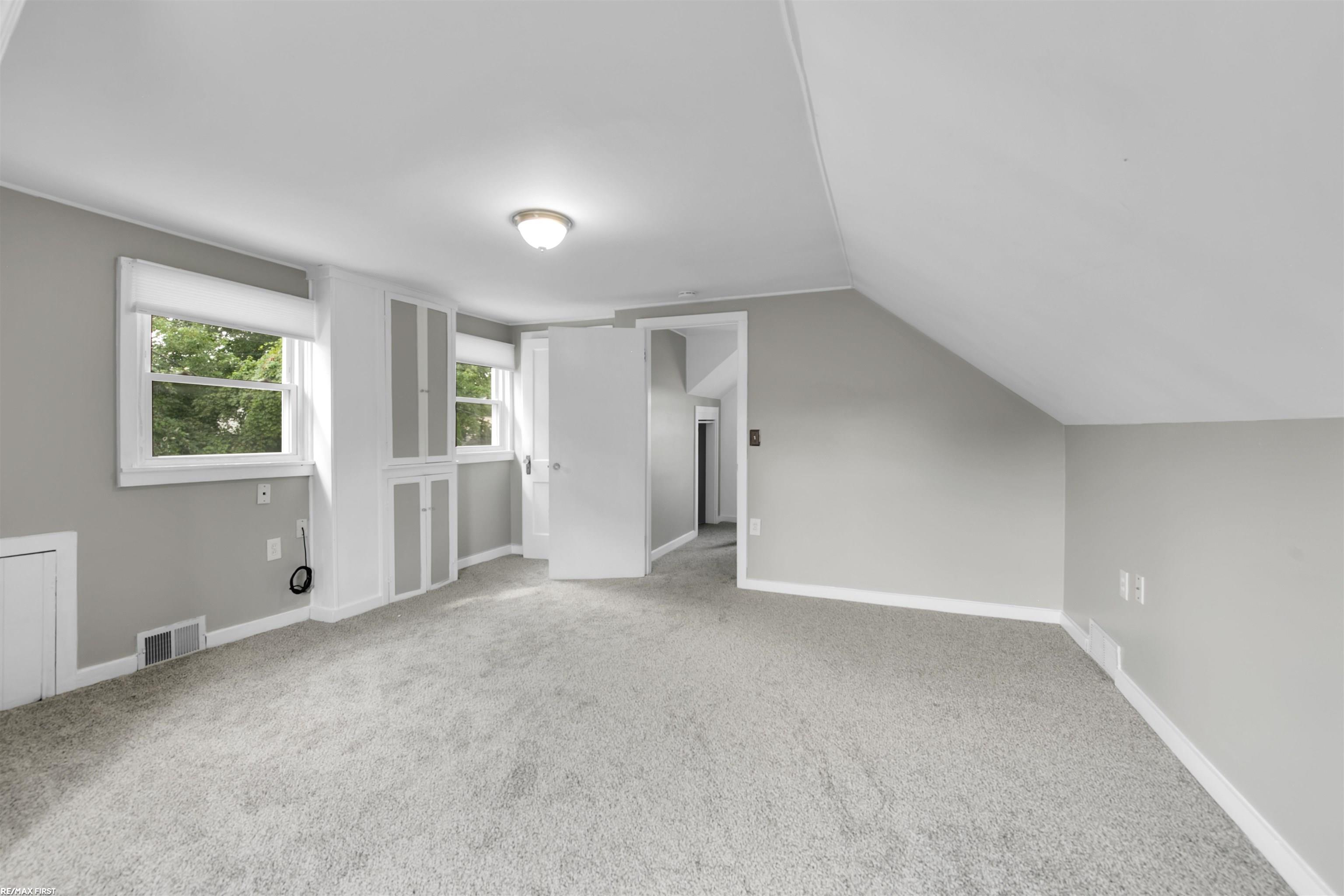 17308 Martin Road Roseville, MI 48066 - Photo 22 of 25