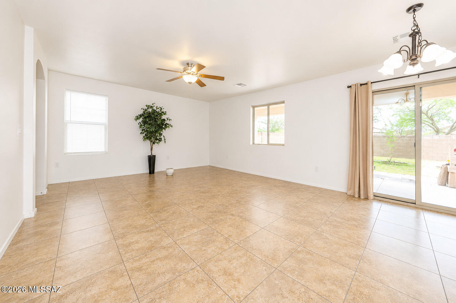 13416 North Piemonte Way Oro Valley, AZ 85755 - Photo 11 of 36