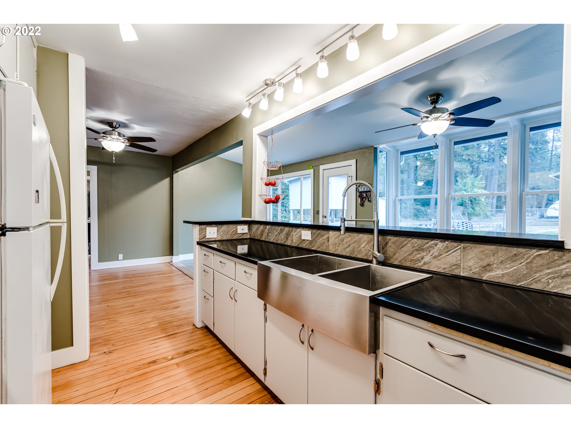 25322 Perkins Road Veneta, OR 97487 - Photo 10 of 30 Gallery Image 10