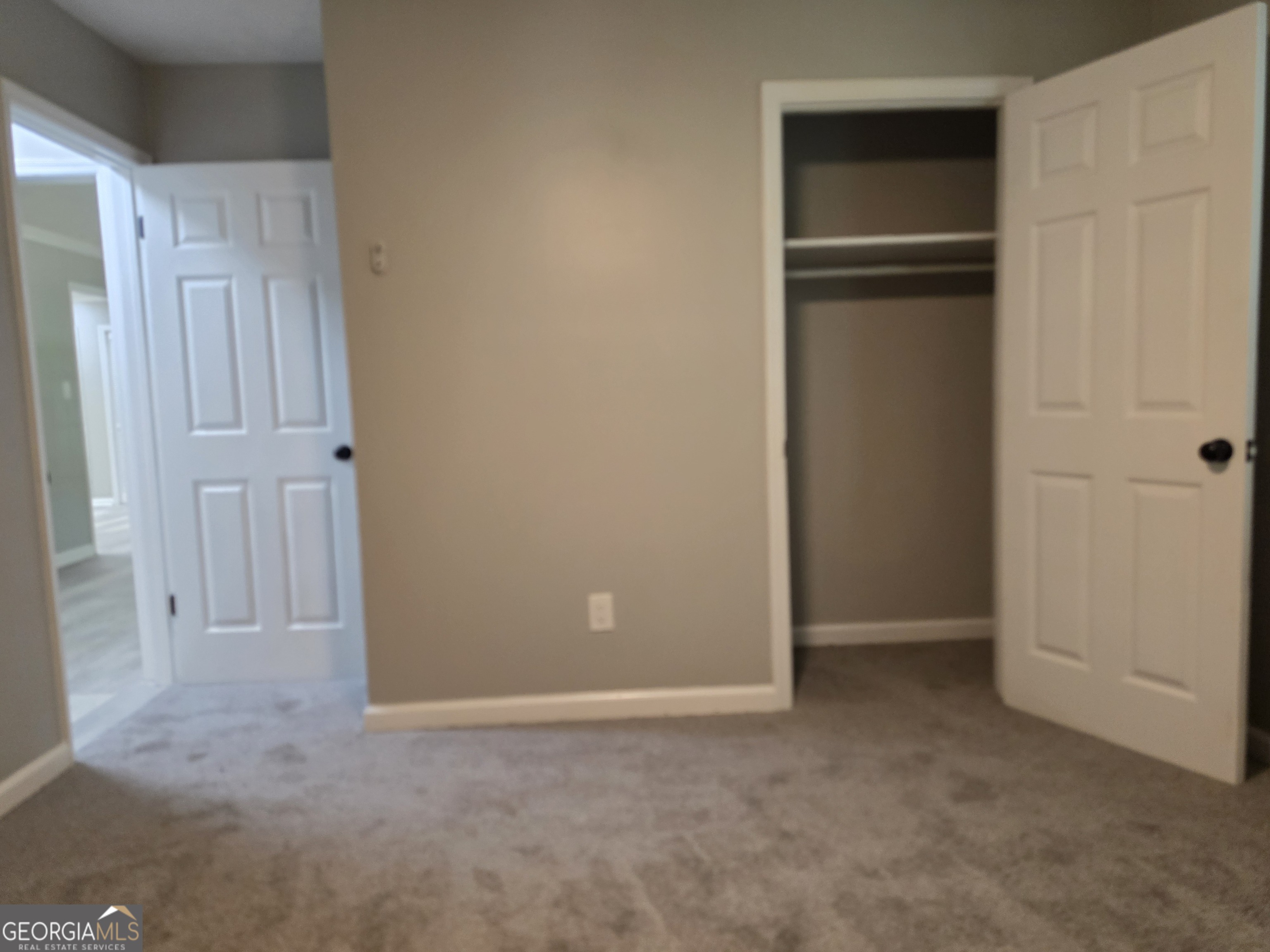 586 Ridge Avenue Mableton, GA 30126 - Photo 25 of 29 PRIMARY ROOM