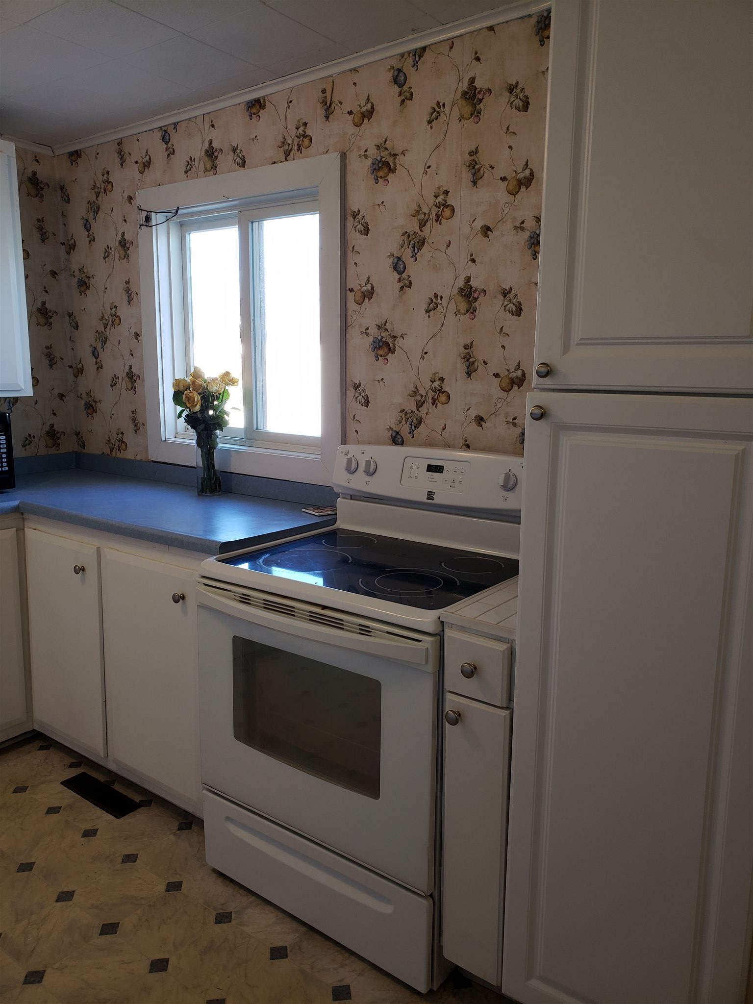 409 East Main Street Butler, IN 46721 - Photo 11 of 23
