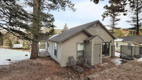 $350,000 | 6720 Spruce Avenue, Green Mountain Falls, CO 80819