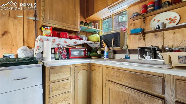 $350,000 | 6720 Spruce Avenue, Green Mountain Falls, CO 80819