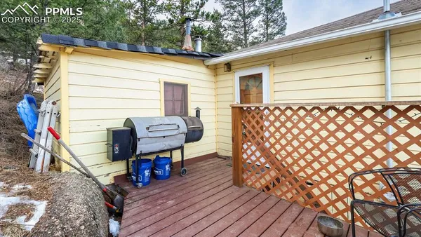 $350,000 | 6720 Spruce Avenue, Green Mountain Falls, CO 80819