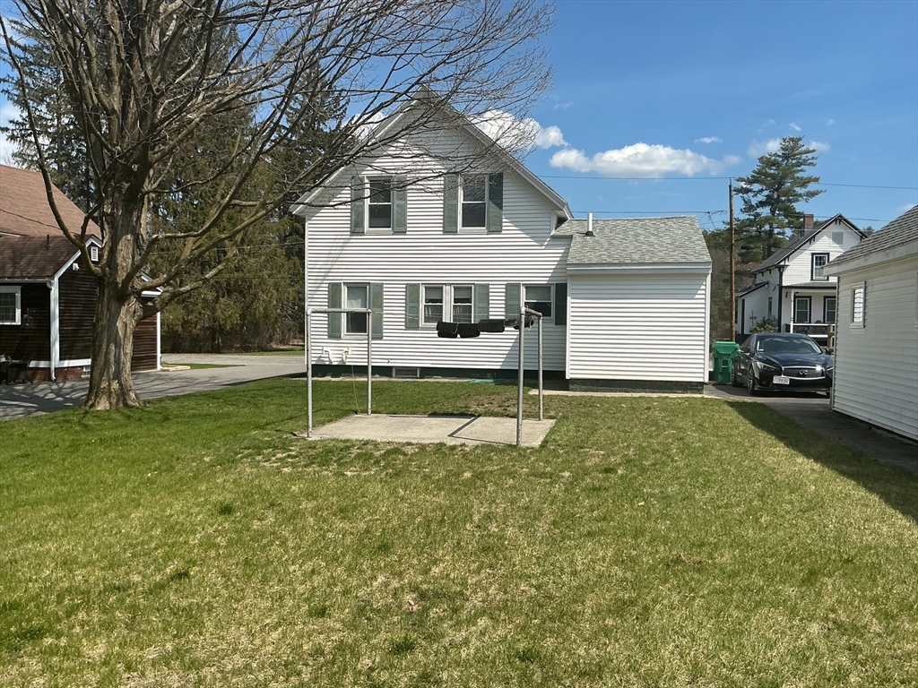 42 Elm Street Clinton, MA 01510 - Photo 2 of 9
