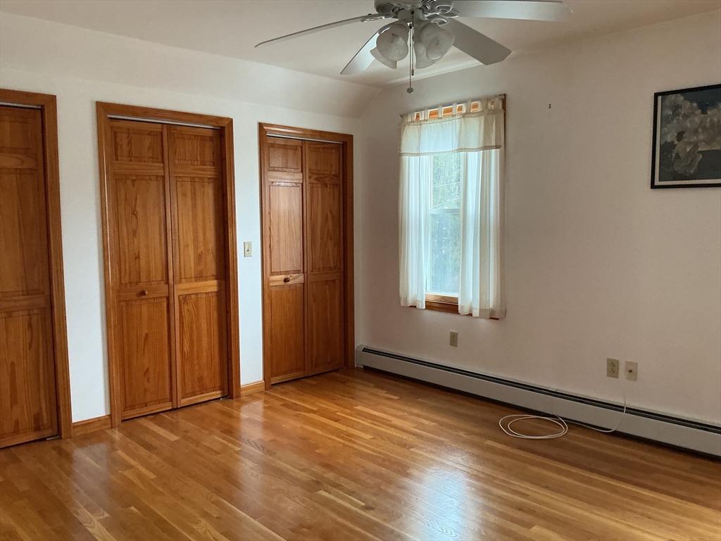 42 Elm Street Clinton, MA 01510 - Photo 7 of 9