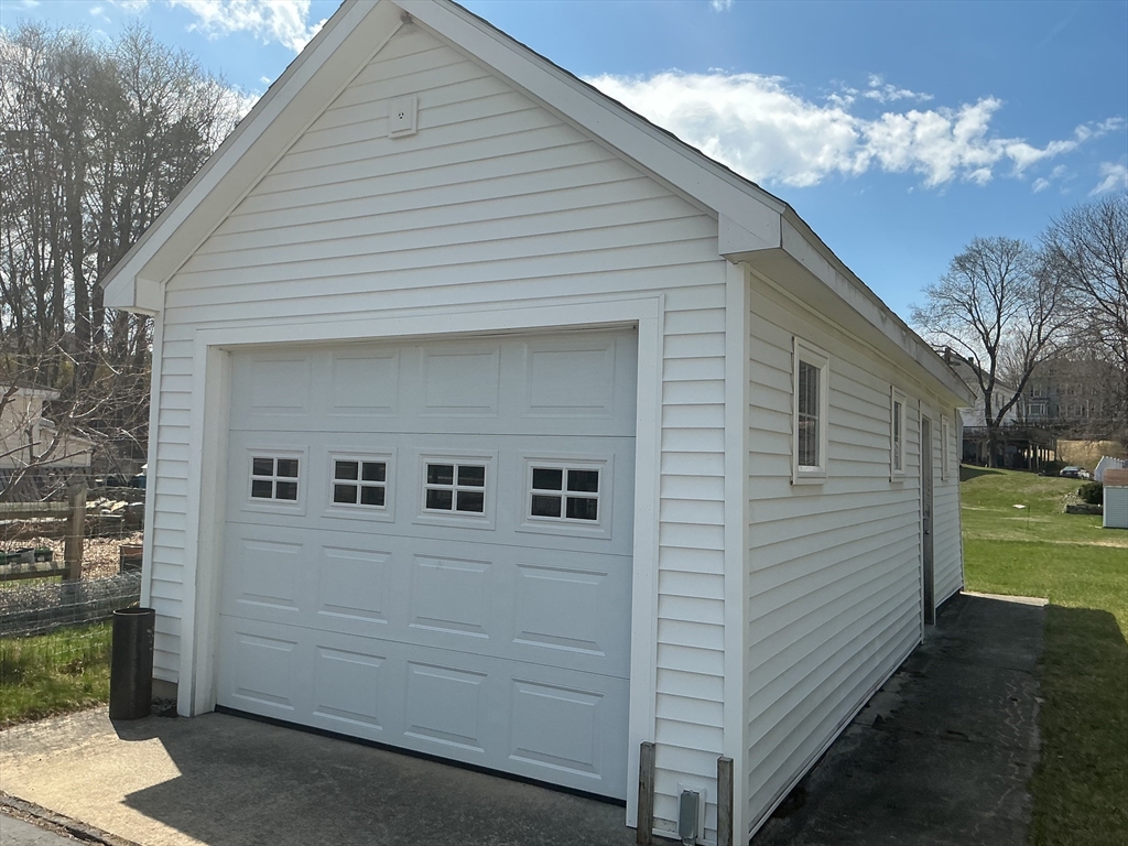 42 Elm Street Clinton, MA 01510 - Photo 9 of 9