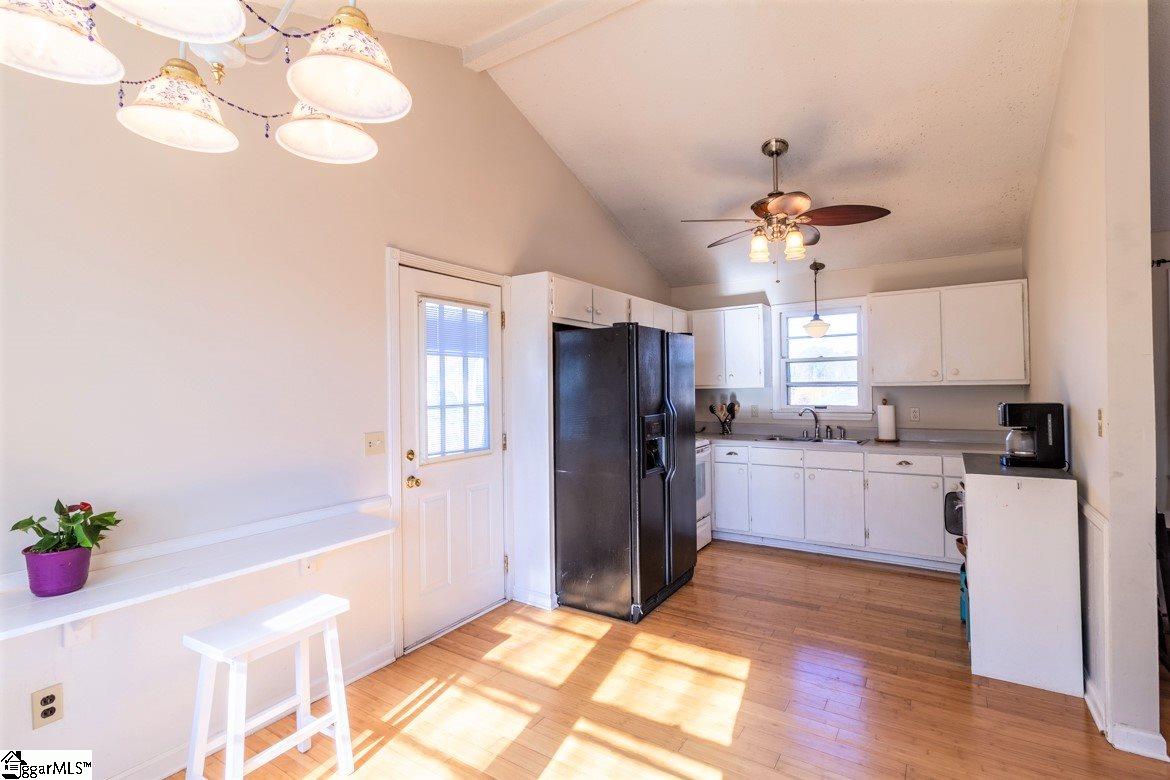 300 Jamestown Road Easley, SC 29640 - Photo 13 of 36