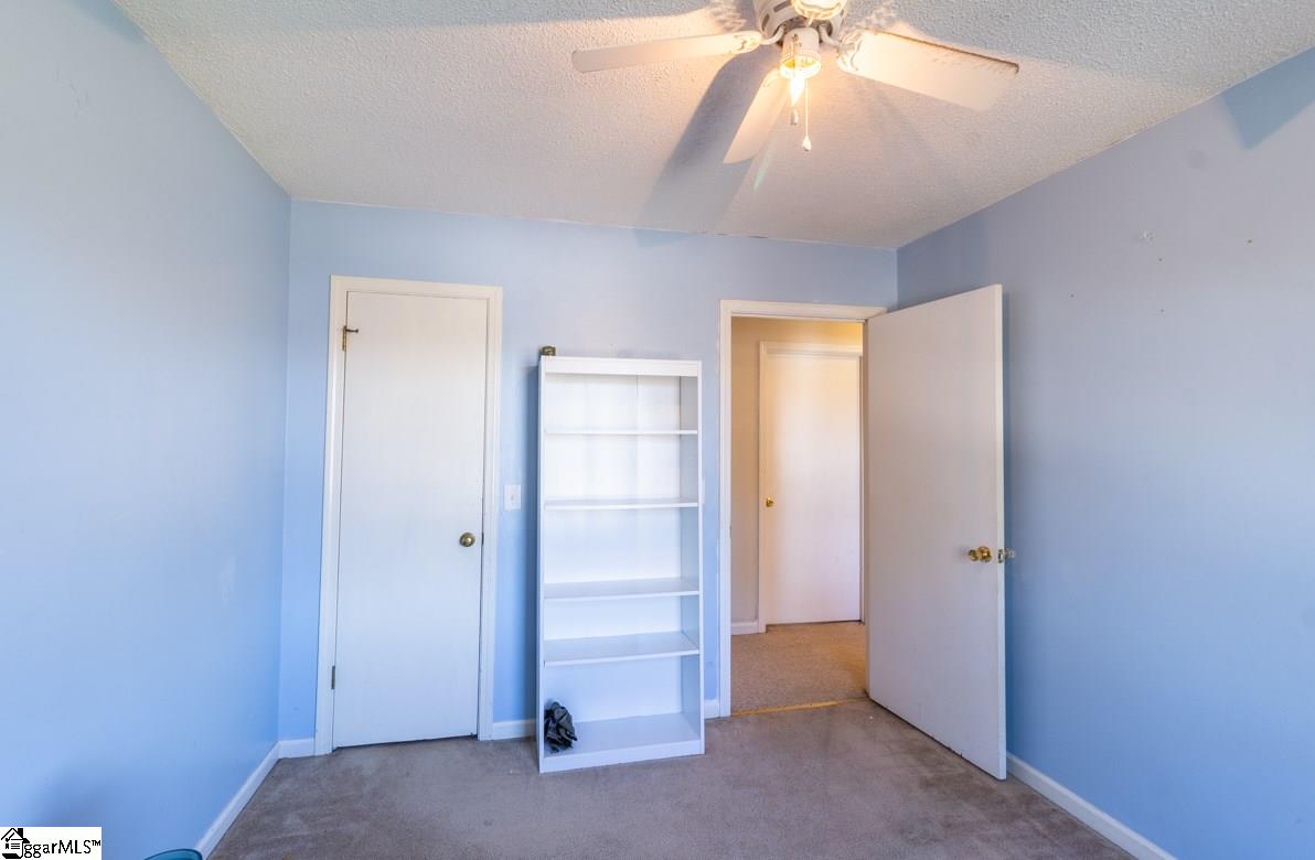 300 Jamestown Road Easley, SC 29640 - Photo 33 of 36