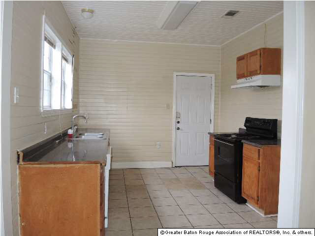 1108 Julia Street Baton Rouge, LA 70802 - Photo 2 of 12 Gallery Image 2